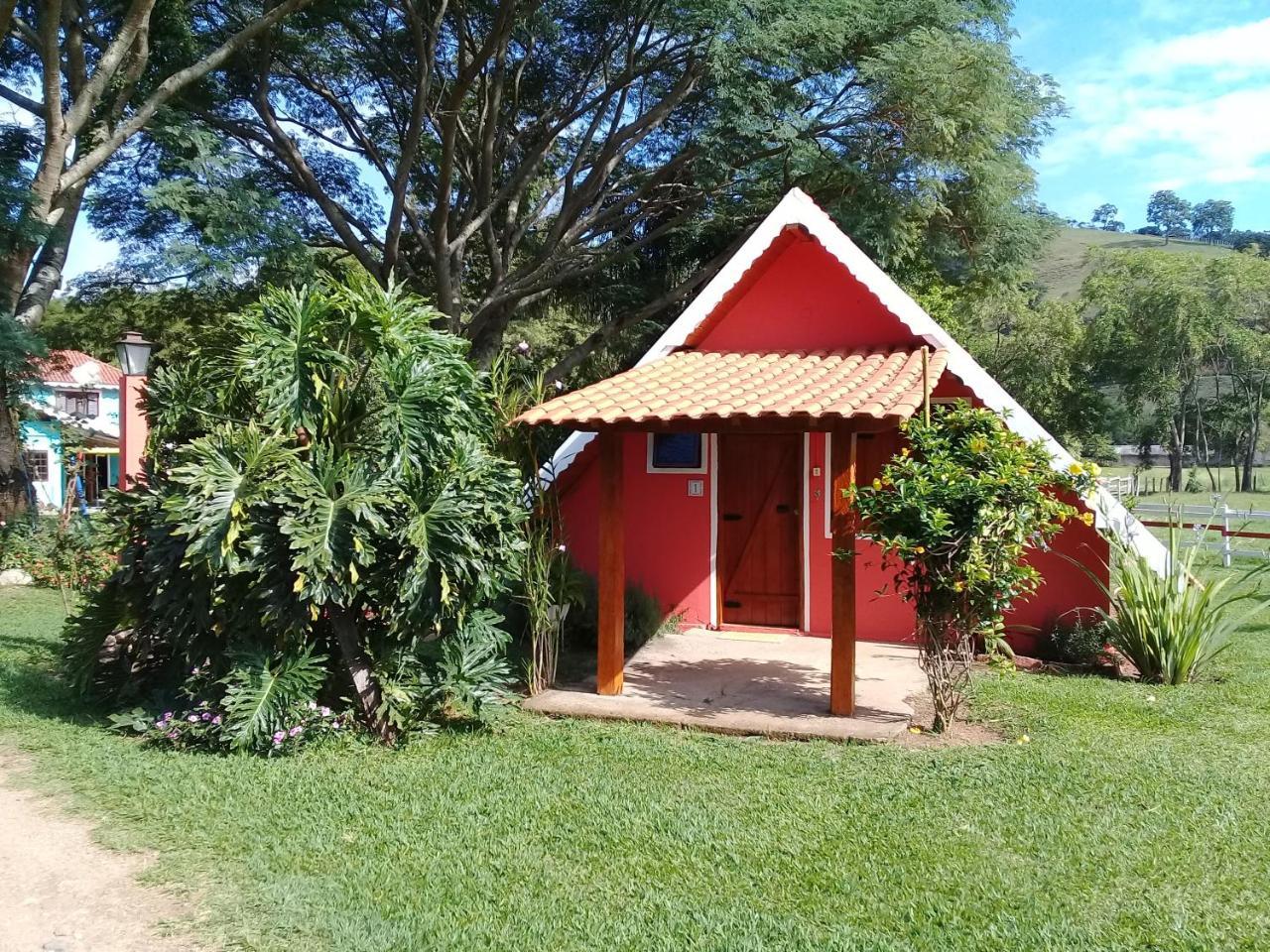 Pousada Chales Da Estalagem Sao Bento do Sapucai Exterior photo